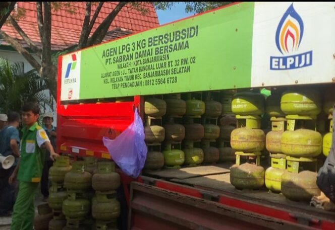 
 Hadapi Libur Panjang, Wali Kota Banjarmasin Minta Komitmen Pertamina Penyaluran Gas Elpiji Tetap Jalan