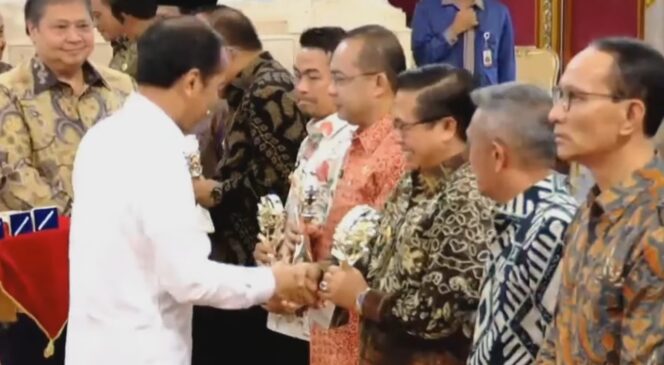 
 Mampu Kendalikan Inflasi, Pemko Banjarmasin Dapat Anugerah TPID Award 2024