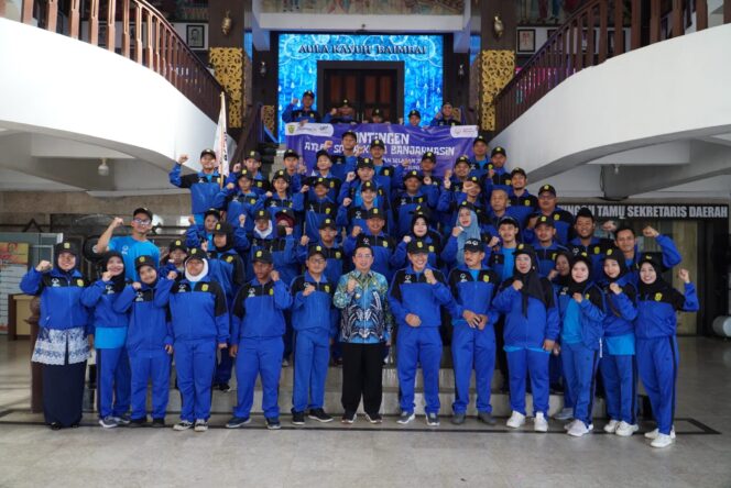 
 Banjarmasin Siap Pertahankan Juara Umum PESODA, Wali Kota Lepas Atlet SIOna