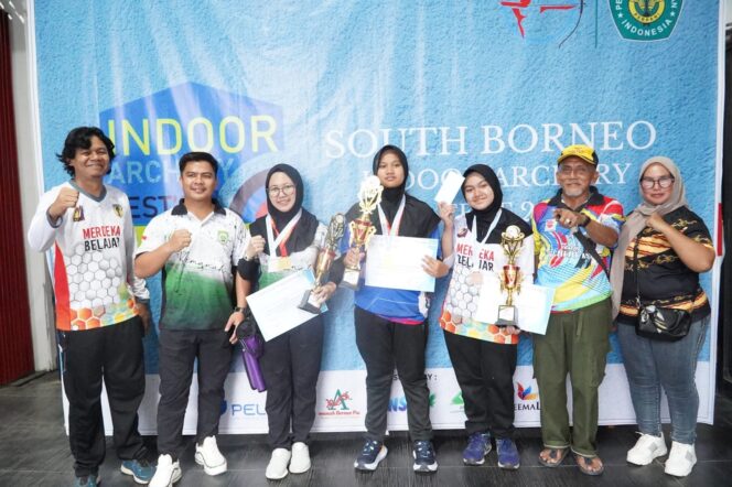 
 Fathima Raih Medali di South Borneo Indoor Archery Fest 2024
