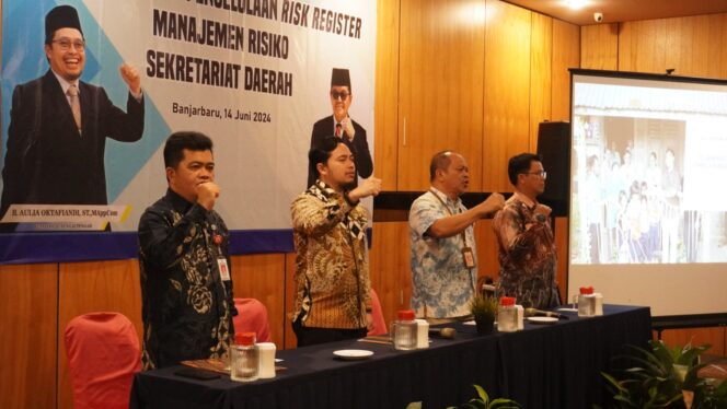 
 Cegah Terjadi Risiko Pekerjaan, Pemkab HST Gelar Coaching Clinic