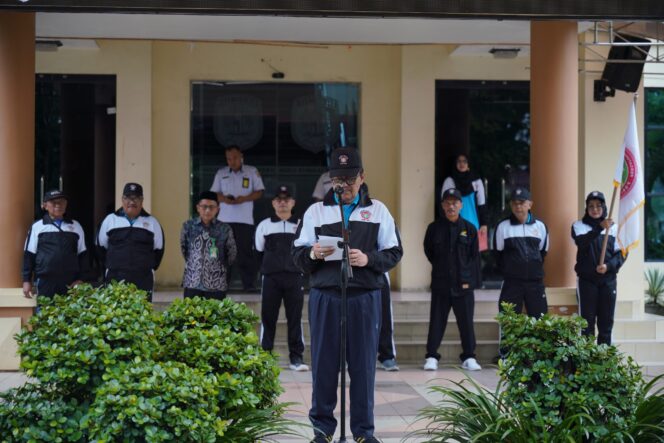 
 Kontingen PGRI HST ke Porseni Tala, Wabup Mansyah: Raih Prestasi Gemilang