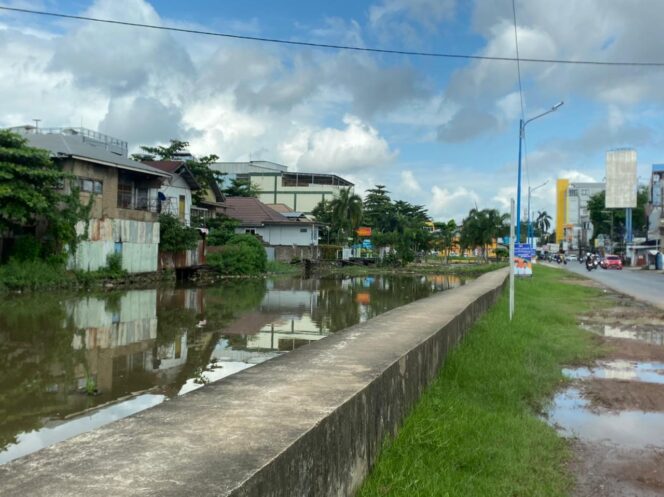 
 Sungai Veteran Banjarmasin Proyek Pertama Pengerjaan Program NuFReP