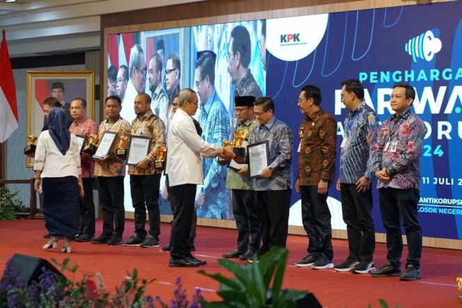 
 Banjarmasin Sabet Penghargaan Pariwara Antikorupsi, Ibnu Sina Pinta ASN Jaga Integritas, Layani Sepenuh Hati dan Hindari Pungli