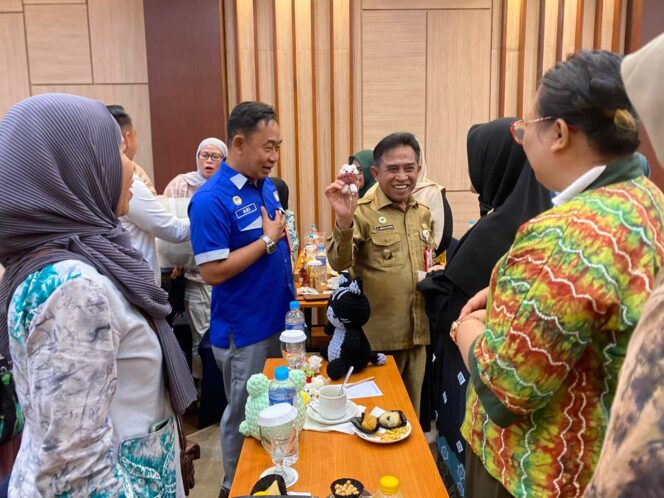 
 Dorong Pertumbuhan Ekonomi, DPMPTSP Banjarmasin Gelar Sosialisasi Kemitraan Pelaku Usaha Menengah Besar dan Pelaku UMK