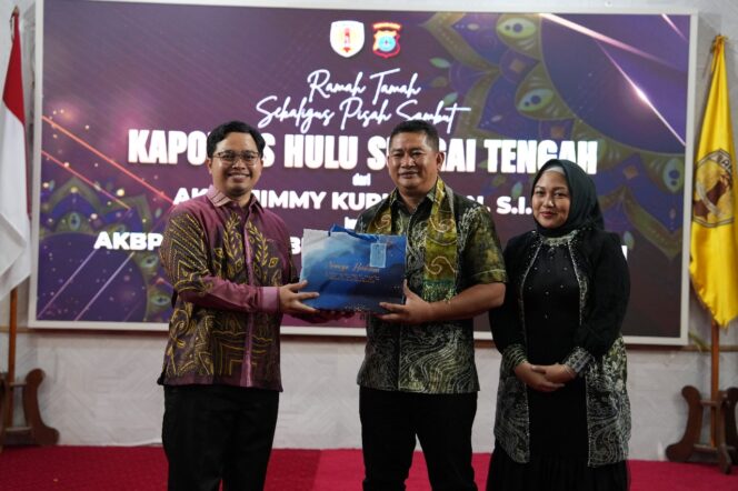 
 Pisah Sambut Kapolres HST, Ini Harapan Bupati Aulia
