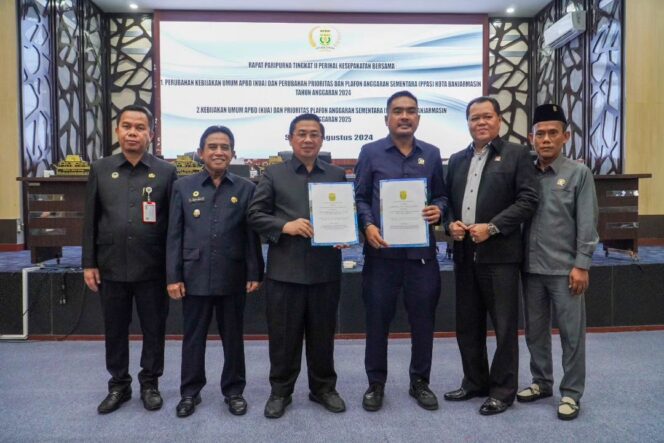 
 LENSA FOTO DPRD BANJARMASIN AGUSTUS 2024