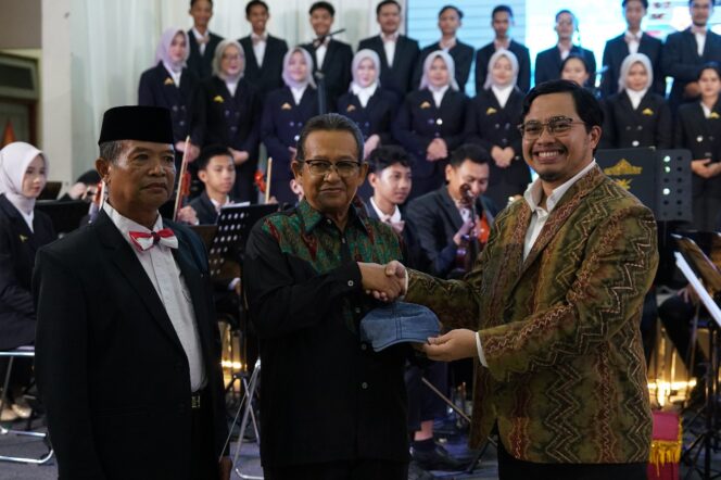 
 Bupati Aulia Apresiasi Konser Kemerdekaan Murakata Symphony Orchestra