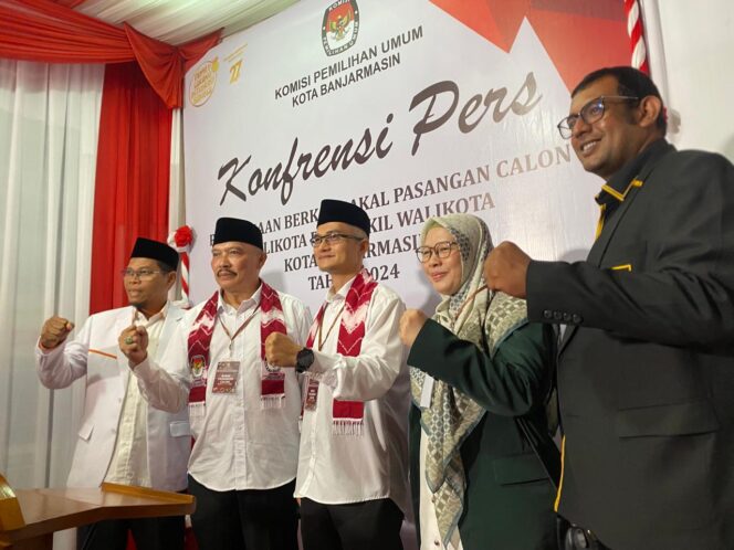 
 Giliran Mukhyar – Awan Subarkah Pendaftar Kedua Pilwali Banjarmasin 2024
