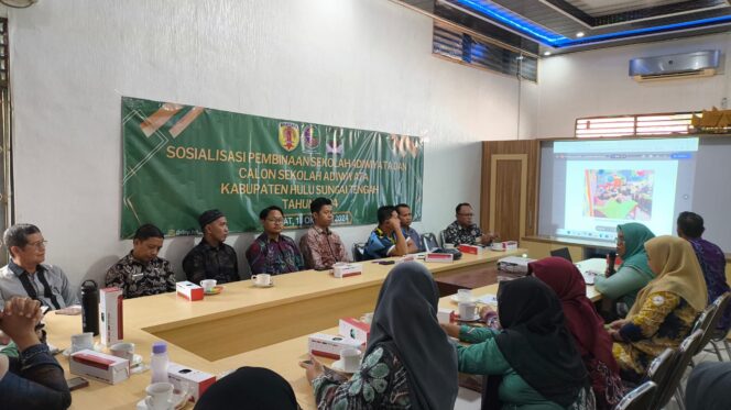 
 Pemkab HST Lakukan Pembinaan 45 Sekolah Adiwiyata