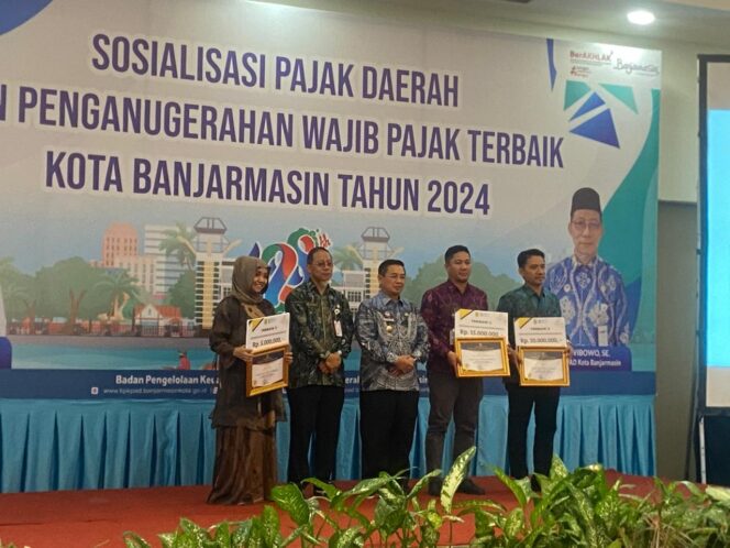 
 Tingkatkan Potensi Pajak Daerah, BPKPAD Banjarmasin Berikan Apresiasi Wajib Pajak Pembayaran Tepat Waktu