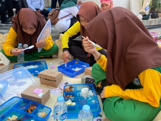 
 Pemerintah Pusat Siapkan Anggaran Makan Siang, Pemko Banjarmasin Perhatikan Formulasinya di Lapangan