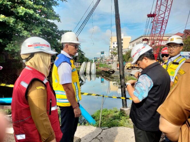 
 Jelang Akhir Masa Jabatan, Wali Kota Banjarmasin Pantau Proses Pekerjaan Program NUFReP di Kawasan Veteran