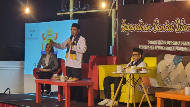 
 Komitmen Arifin-Akbari Rangkul Kadin Agar Bisa Naik Kelas
