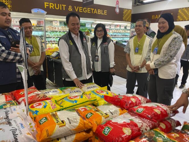 
 Jelang Nataru 2024, Ketersediaan Pasokan dan Harga Bahan Pokok Relatif Aman di Banjarmasin