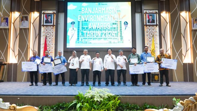 
 Banjarmasin Environmental Awards 2024 : Serukan Perubahan Nyata dalam Perilaku Hidup Bersih dan Sehat