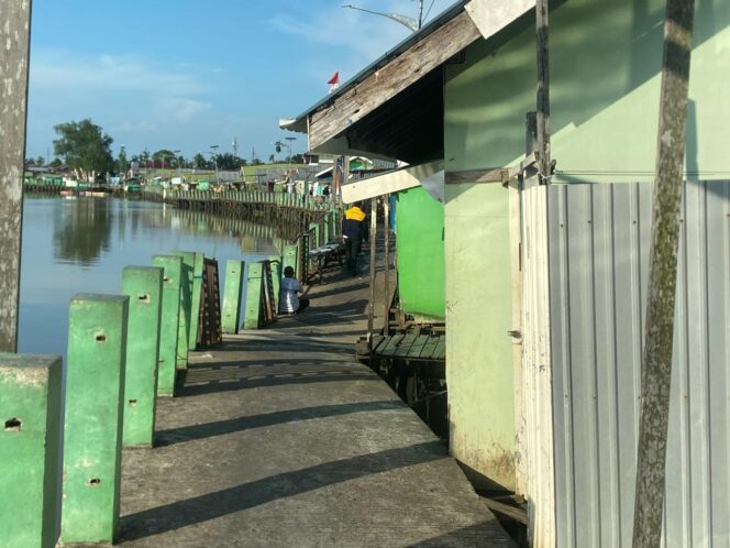 
 Pernah Amblas, Titian Kampung Hijau Rencananya Dilakukan Perbaikan Total