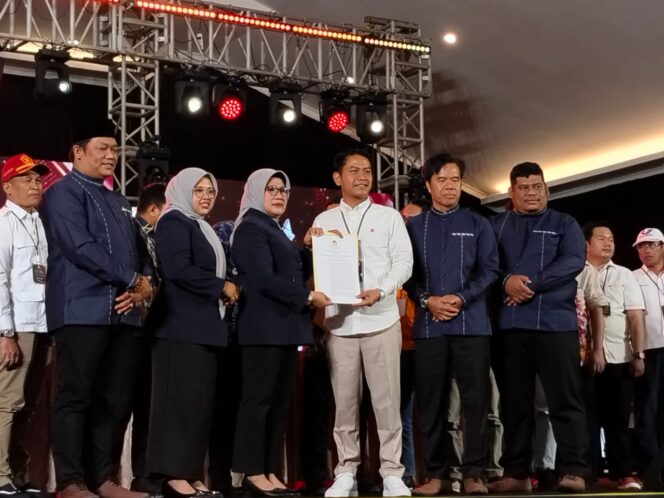 
 KPU Banjarmasin Resmi Tetapkan Yamin – Ananda Wali Kota dan Wakil Wali Kota Terpilih