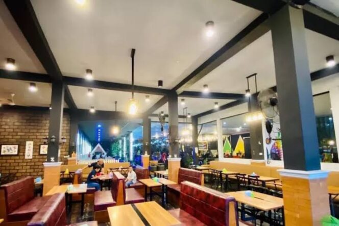 
 Kedapatan Buka dan Layani Makan Ditempat Saat Siang Hari Ramadhan, Sejumlah Tempat Makan Ditertibkan Satpol PP