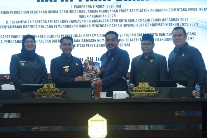 
 Lensa Foto Kegiatan DPRD Kota Banjarmasin Bulan Juni 2025