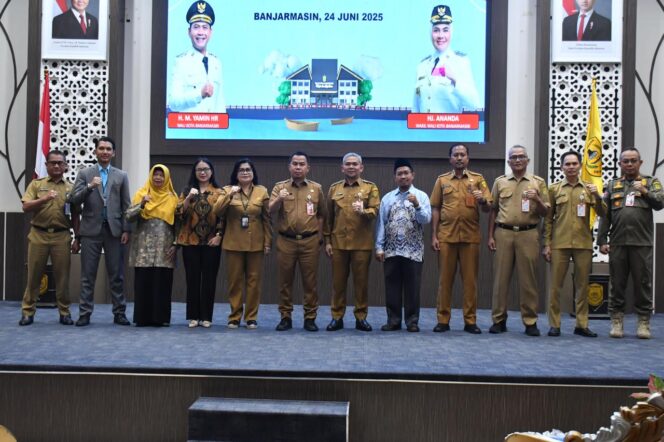 
 Menuju Kota Finansial Cerdas, Pemkot Banjarmasin Edukasi ASN dan Warga Soal Keuangan Syariah