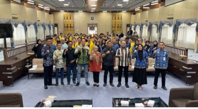 
 Ini Bukti Kepedulian DPRD Kota Banjarmasin Lindungi dan Berdayakan Pedagang Kecil Melalui Usulan Raperda Inisiatif
