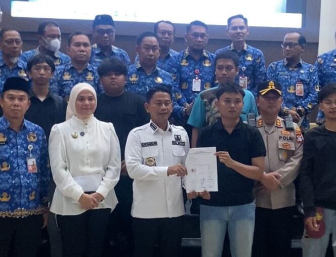 
 Wali Kota Banjarmasin Pastikan Evaluasi Anggaran Non-Urgent dan Tunda Pengadaan Kamera ​