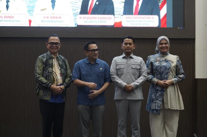 
 Banjarmasin Gencarkan Pendaftaran IKD Lewat Jemput Bola, Targetkan Integrasi Layanan Publik