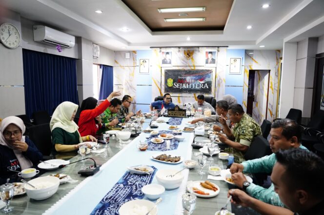
 Jamuan Khas Banjar Sambut Kunjungan Kerja Ketua Komisi II DPR RI